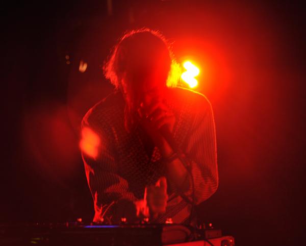 Shlomo: Mouthtronica (c) Steve Ullathorne