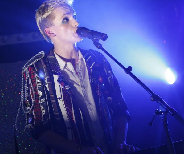 Frisky and Mannish - photo (c) James Baster